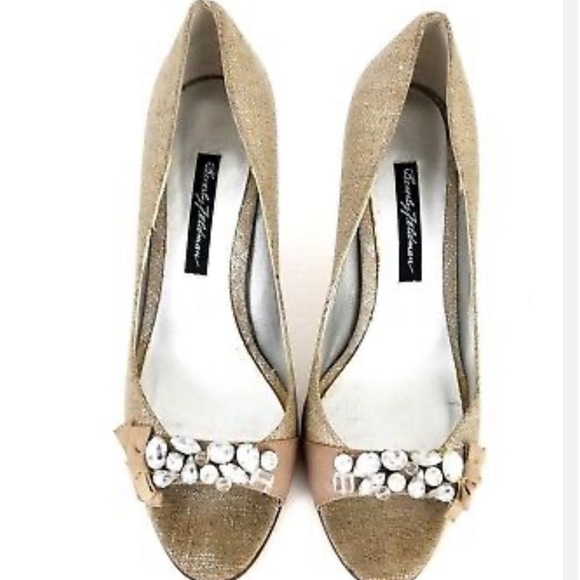 BEVERLY FELDMAN Tan Metallic Embellished Rhinestone Peep Toe Pumps Size 9.5 - Picture 2 of 12